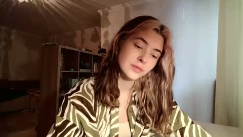 Dia online show from February 8, 2026, 9:23 am