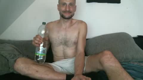 Snapshot of dresdenboy37 chatting on September 14, 2025, 3:16 am Ronny online show from September 14, 2025, 3:16 am