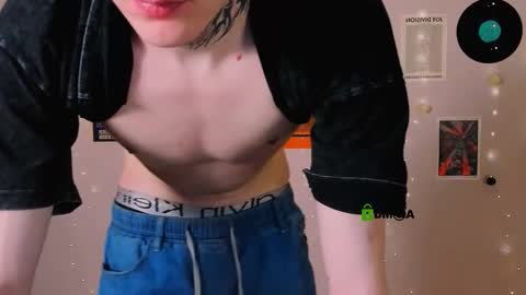 Snapshot of drew_soft_ chatting on December 20, 2025, 7:54 pm drew_soft_ online show from December 20, 2025, 7:54 pm