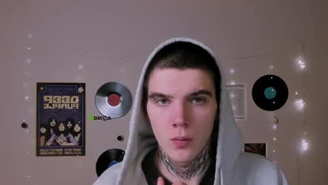 Snapshot of drew_soft_ chatting on December 22, 2025, 7:33 pm drew_soft_ online show from December 22, 2025, 7:33 pm