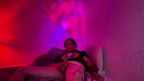 Drewthesamoan online show from September 24, 2025, 8:28 am