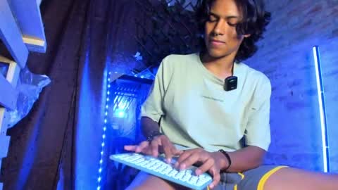 Dreyk online show from May 8, 2026, 1:00 am
