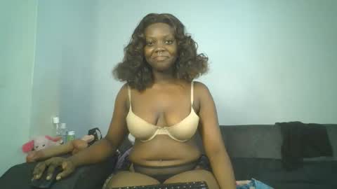 Snapshot of drip_doll_ chatting on February 10, 2026, 11:47 am Kimberly online show from February 10, 2026, 11:47 am