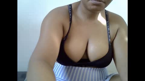 Snapshot of drippingnwet chatting on February 7, 2026, 8:29 am drippingnwet online show from February 7, 2026, 8:29 am