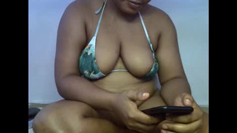 Snapshot of drippingnwet chatting on February 18, 2026, 11:39 am drippingnwet online show from February 18, 2026, 11:39 am