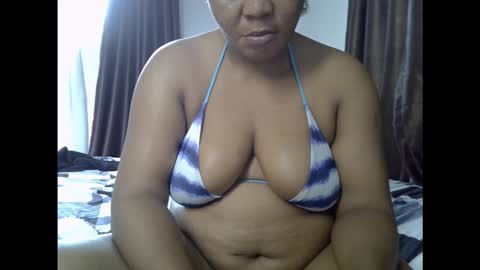 Snapshot of drippingnwet chatting on February 20, 2026, 10:38 am drippingnwet online show from February 20, 2026, 10:38 am