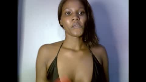 Snapshot of drippingpussy__ chatting on October 14, 2025, 10:54 pm drippingpussy__ online show from October 14, 2025, 10:54 pm