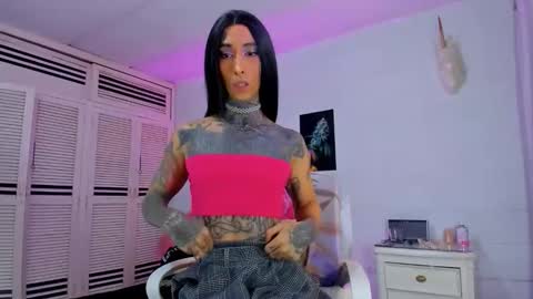 Snapshot of drippyorlove chatting on December 16, 2025, 7:41 pm drippyorlove online show from December 16, 2025, 7:41 pm