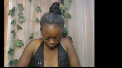 Snapshot of dripqueenx chatting on June 11, 2026, 9:40 am linda online show from June 11, 2026, 9:40 am