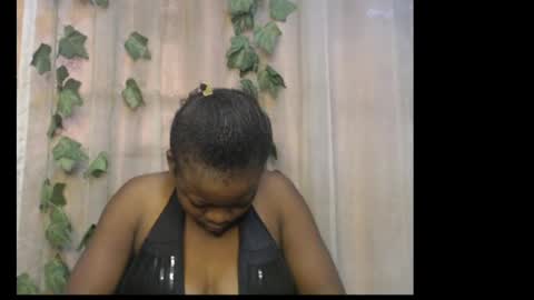 Snapshot of dripqueenx chatting on June 12, 2026, 10:14 am linda online show from June 12, 2026, 10:14 am