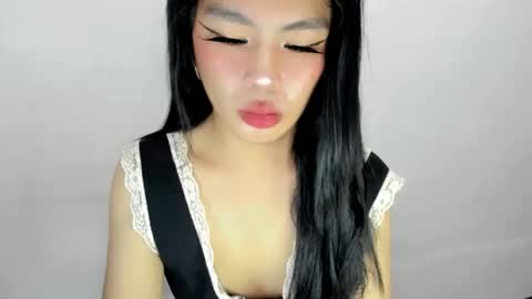 miss. Erika online show from October 28, 2025, 5:22 am