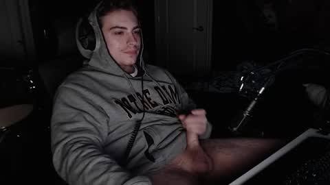 Snapshot of dripsaucenocap chatting on March 9, 2026, 10:08 am dripsaucenocap online show from March 9, 2026, 10:08 am