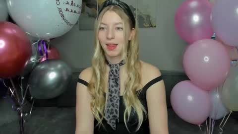 Hanna online show from November 24, 2025, 3:50 am