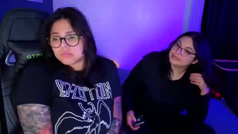 Snapshot of drizzypeach602 chatting on February 25, 2026, 5:28 am Drizzypeach602 online show from February 25, 2026, 5:28 am