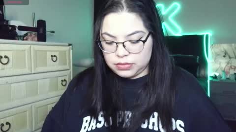 Snapshot of drizzypeach602 chatting on March 18, 2026, 2:37 am Drizzypeach602 online show from March 18, 2026, 2:37 am