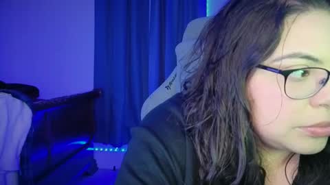 Snapshot of drizzypeach602 chatting on April 1, 2026, 4:57 am Drizzypeach602 online show from April 1, 2026, 4:57 am