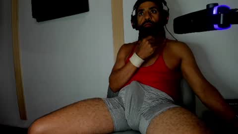 Snapshot of drizzys_room chatting on July 6, 2026, 3:25 pm DirtyDrizzy online show from July 6, 2026, 3:25 pm