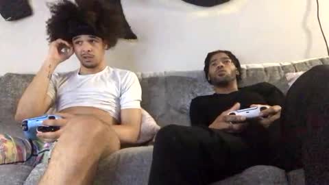 Snapshot of drobbb656 chatting on March 18, 2026, 5:16 pm 2xTheTrouble online show from March 18, 2026, 5:16 pm