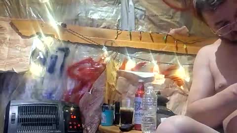 Snapshot of droc1824 chatting on November 18, 2025, 7:35 am droc1824 online show from November 18, 2025, 7:35 am