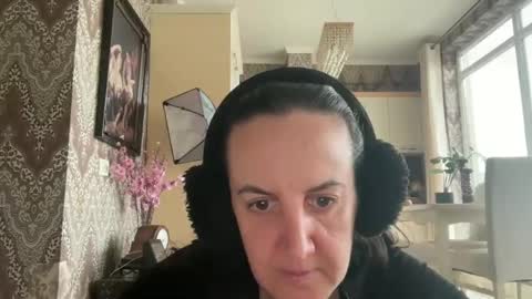 Dr. Resa online show from February 27, 2025, 2:32 pm