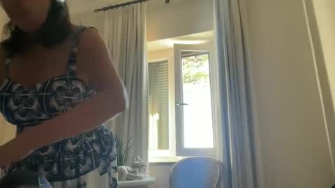 Dr. Resa online show from October 6, 2025, 8:34 am