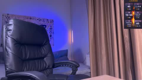 Snapshot of drug_feet chatting on December 3, 2025, 8:45 am Mistress Lola Slavic witch online show from December 3, 2025, 8:45 am