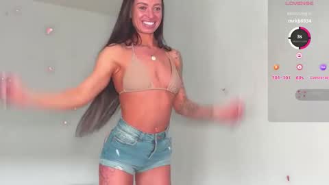 Bella online show from May 13, 2026, 5:05 am