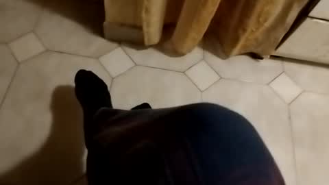 Snapshot of dthedog12 chatting on October 27, 2025, 12:15 am dthedog12 online show from October 27, 2025, 12:15 am