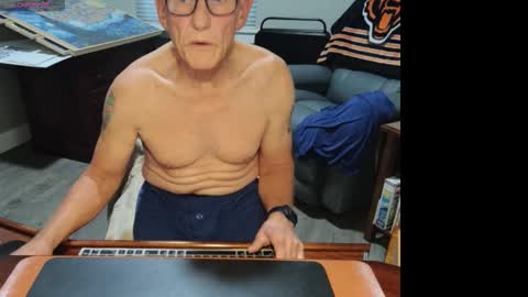 DublNikl online show from October 27, 2025, 2:32 pm