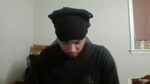 Snapshot of dubz07 chatting on January 8, 2025, 12:37 pm dubz07 online show from January 8, 2025, 12:37 pm