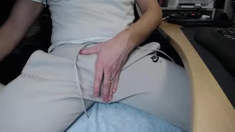 Snapshot of duderuhornyx chatting on January 26, 2025, 10:46 pm duderuhornyx online show from January 26, 2025, 10:46 pm