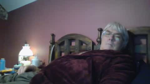 Snapshot of dug38 chatting on September 30, 2025, 1:05 pm Doug online show from September 30, 2025, 1:05 pm