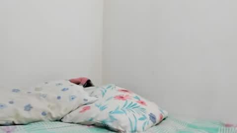 dulce_1469 online show from April 23, 2026, 10:45 pm