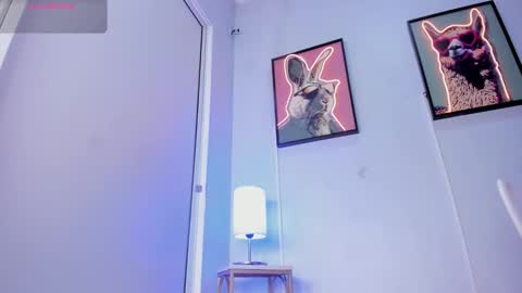 dulce__fiore07 online show from February 22, 2026, 12:04 pm