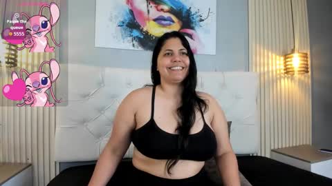 Dulce  love69 online show from September 25, 2025, 3:32 am