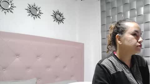 Snapshot of dulce__lovee chatting on October 15, 2025, 9:31 am dulce__lovee online show from October 15, 2025, 9:31 am