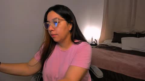 dulce brithany online show from October 12, 2025, 12:48 pm