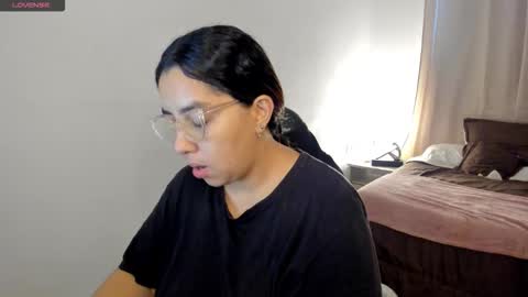 dulce brithany online show from December 3, 2025, 11:52 am