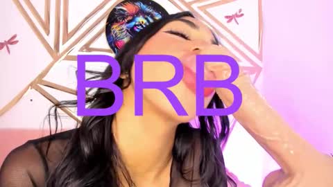 Dulce online show from November 11, 2025, 1:22 pm