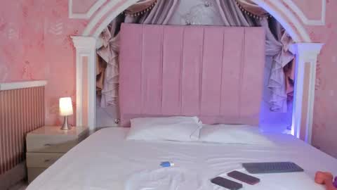 Snapshot of dulce_girls chatting on March 20, 2026, 4:12 pm Dulce online show from March 20, 2026, 4:12 pm