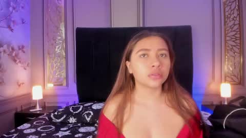 Snapshot of dulce_girls chatting on May 5, 2026, 11:29 am Dulce online show from May 5, 2026, 11:29 am