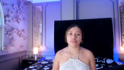 Snapshot of dulce_girls chatting on May 13, 2026, 12:24 pm Dulce online show from May 13, 2026, 12:24 pm