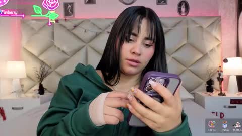 Snapshot of dulce_hiil_ chatting on October 19, 2025, 11:55 am    Monday 5-2 am From Tuesday to Friday5-1 am Colombia time online show from October 19, 2025, 11:55 am