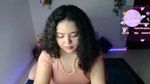 Dulce online show from September 9, 2025, 7:35 pm