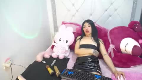 dulce_kiy online show from February 2, 2026, 6:12 am