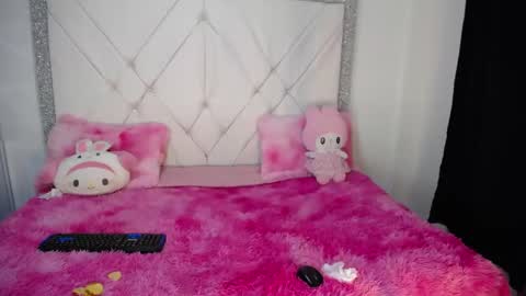 Snapshot of dulce_kiy chatting on May 19, 2026, 8:53 am dulce_kiy online show from May 19, 2026, 8:53 am