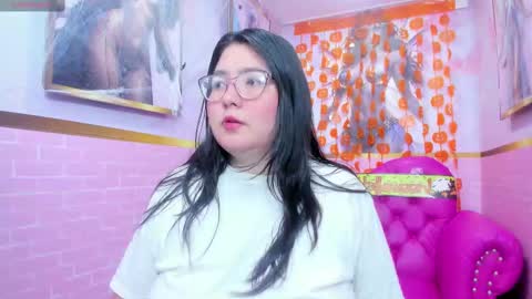 Dulce  online show from October 24, 2025, 11:39 am