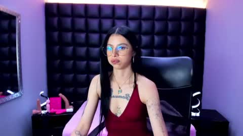 dulce_miiaa online show from July 1, 2026, 6:18 pm