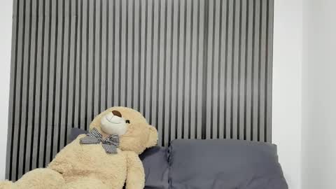 Dulce  online show from September 20, 2025, 1:01 pm