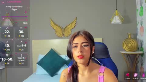 V I C T O R I A online show from February 24, 2025, 12:37 pm